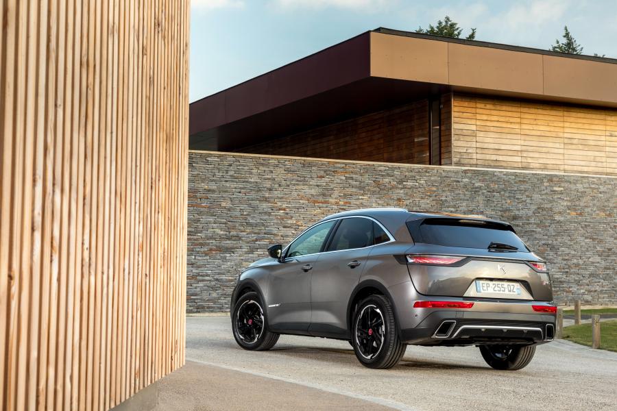  DS 7 Crossback Performance Line (X74) 2017 года  (WW) (фото 9 из 16)